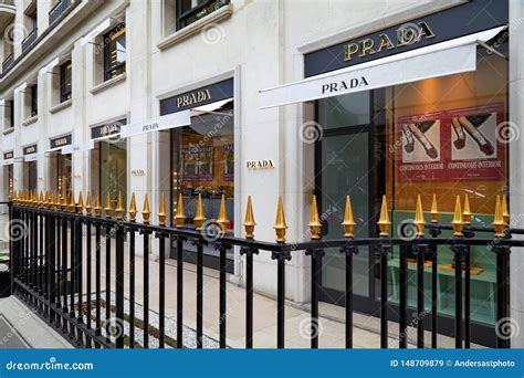 prada montaigne paris|montaigne paris fashion designers.